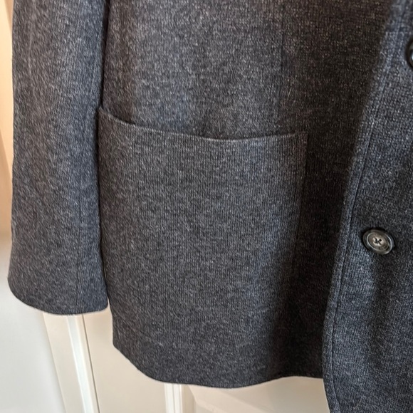 Hart Schaffner Marx Gray Sport Coat with Notched Lapel - Picture 2 of 16